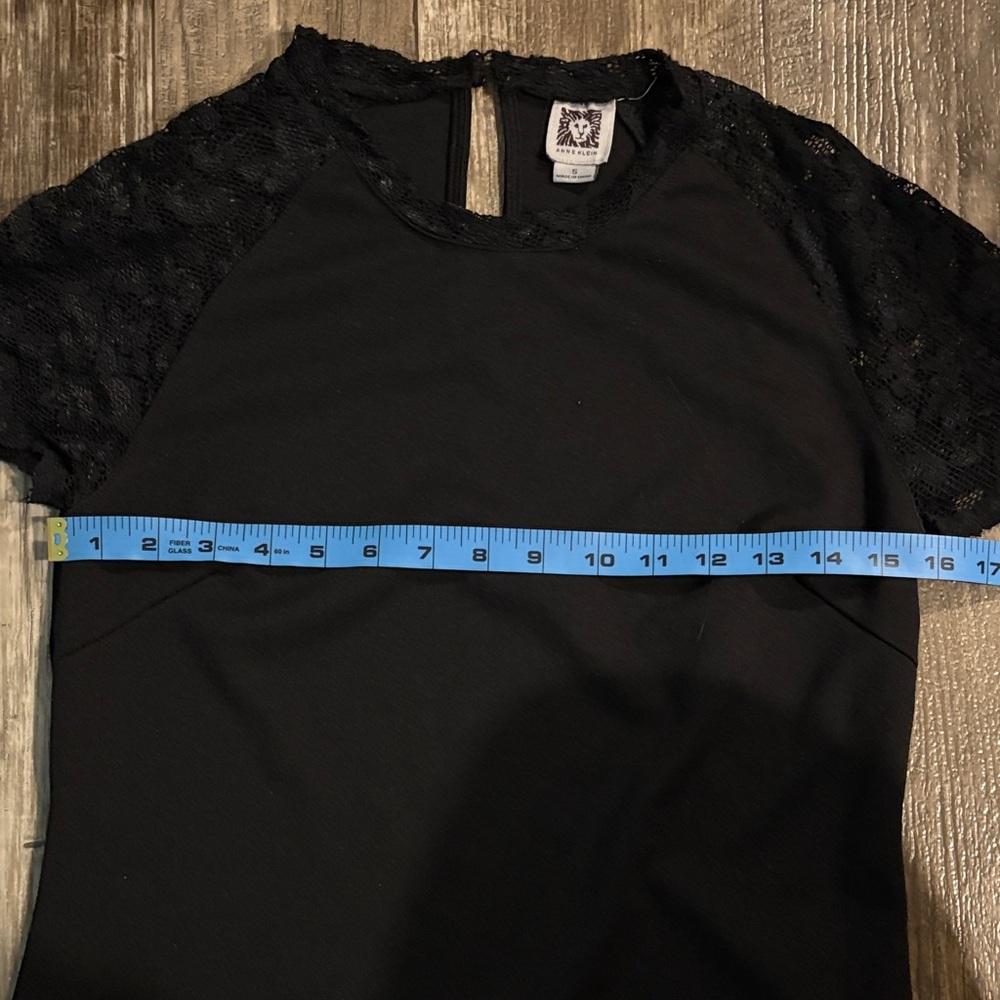 Anne Klein Minimalist Black Mini Dress with Lace Sleeves - Picture 4 of 9